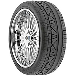 Nitto (245/35ZR21XL 96W NIT INVO) Nitto (245/35ZR21XL 96W NIT INVO) - Image 1